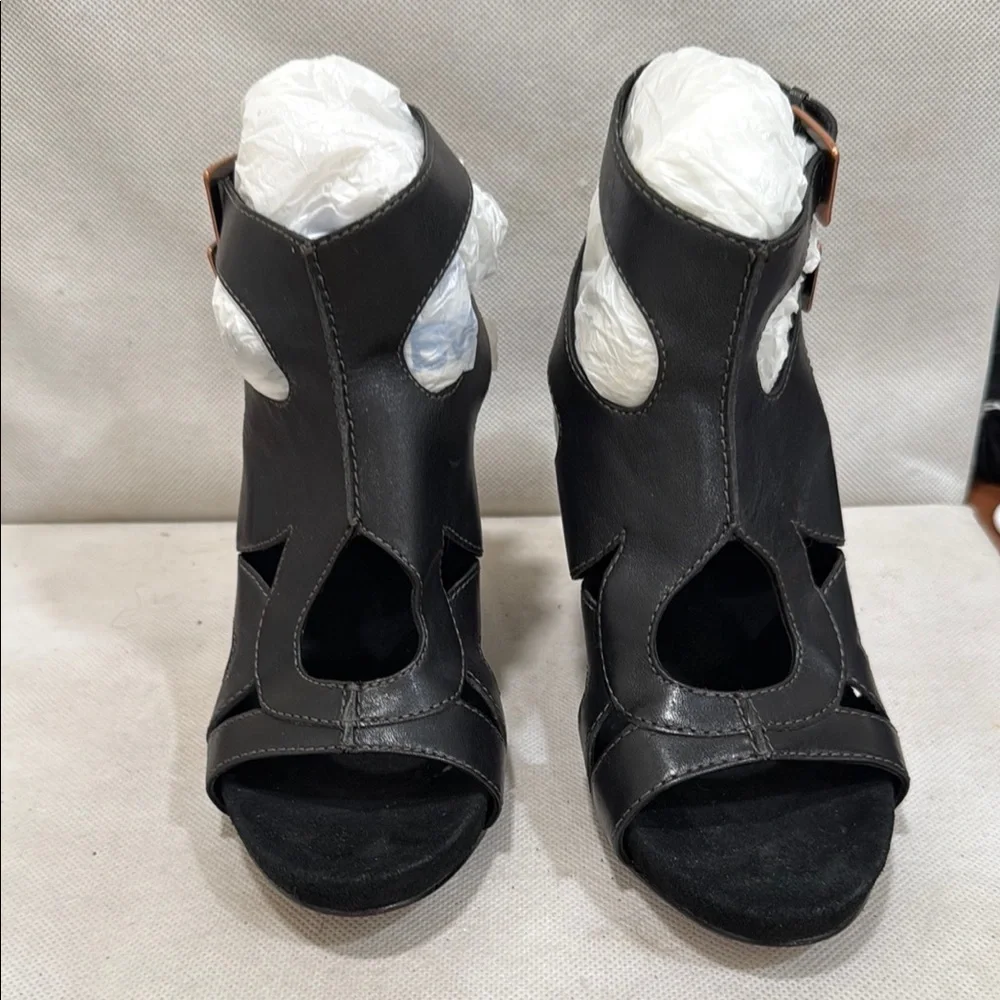 ANTIA Black Leather 3-1/2” Wedge Heel Sandals (sz 8)